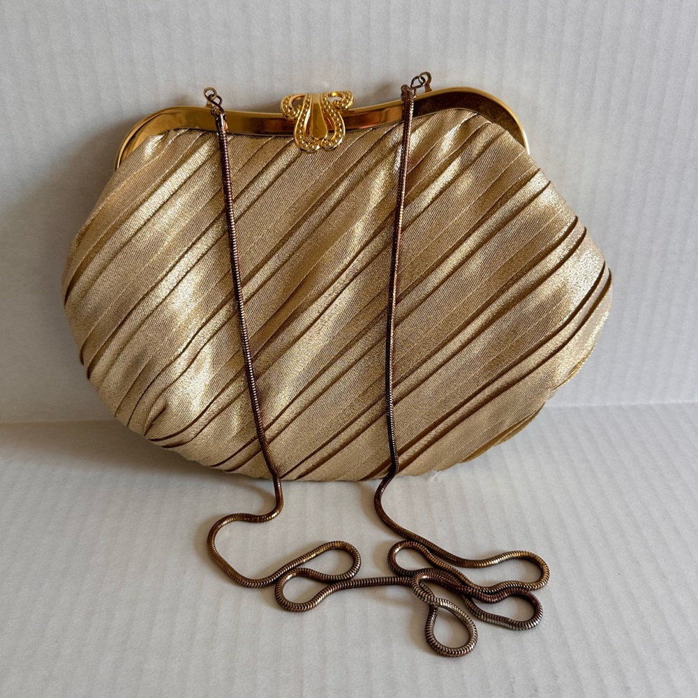 Dainty Metallic Hold Hand Purse with Chain